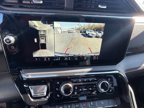 Used 2025 GMC Sierra 1500 AT4 w/ AT4 Premium Package image 16