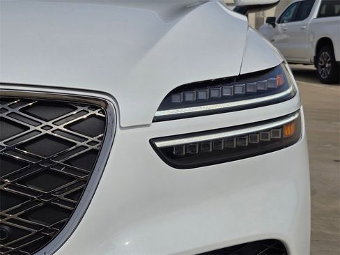 Used 2026 Genesis GV70 2.5T image 32