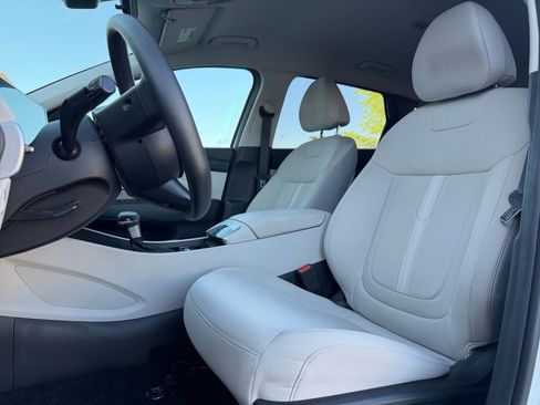 Used 2025 Hyundai Tucson SEL image 38