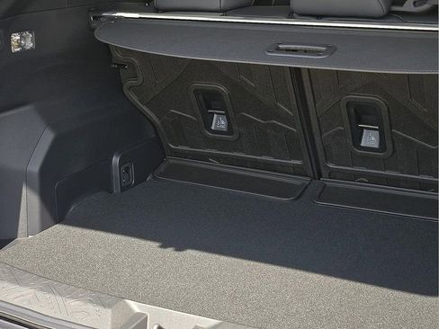 New 2025 Subaru Crosstrek 2.5i Limited image 9