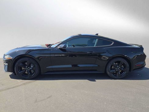 Used 2021 Ford Mustang GT w/ Black Accent Package RWD image 6