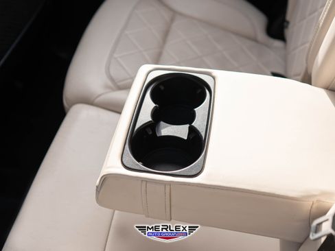 Used 2017 Mercedes-Benz GLS 550 4MATIC image 23