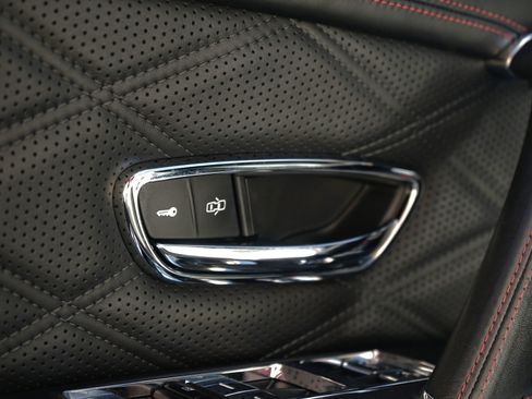Used 2014 Bentley Flying Spur W12 AWD/4WD image 12