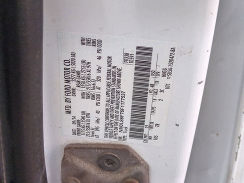 Used 2015 Ford Transit Connect XLT image 32