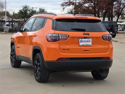 New 2026 Jeep Compass Latitude image 6