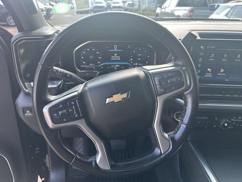 Used 2025 Chevrolet Silverado 2500 LT w/ Convenience Package AWD/4WD image 21