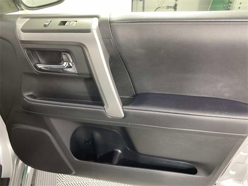 Used 2022 Toyota 4Runner Limited image 24