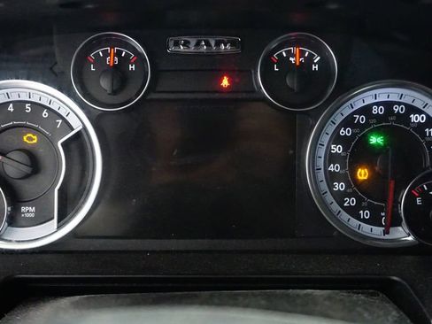 Used 2013 RAM 1500 Sport w/ Sport Premium Group image 31