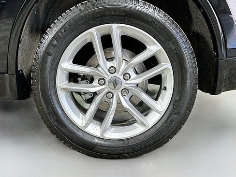 Used 2023 Dodge Durango GT AWD/4WD image 31