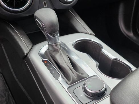 Used 2025 Chevrolet Blazer LT image 29