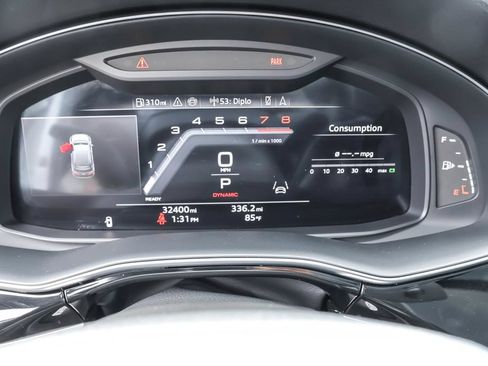 Used 2025 Audi Q7 3.0T Premium Plus AWD/4WD image 19