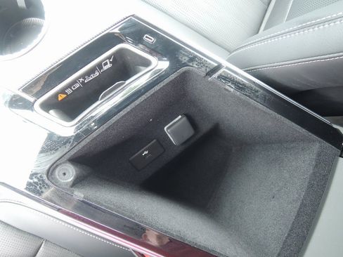 Used 2024 Cadillac Lyriq Luxury w/ LPO, Floor Liner Package image 24