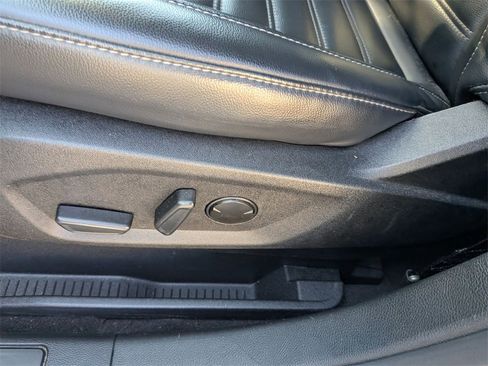 Used 2024 Ford Edge SEL image 14