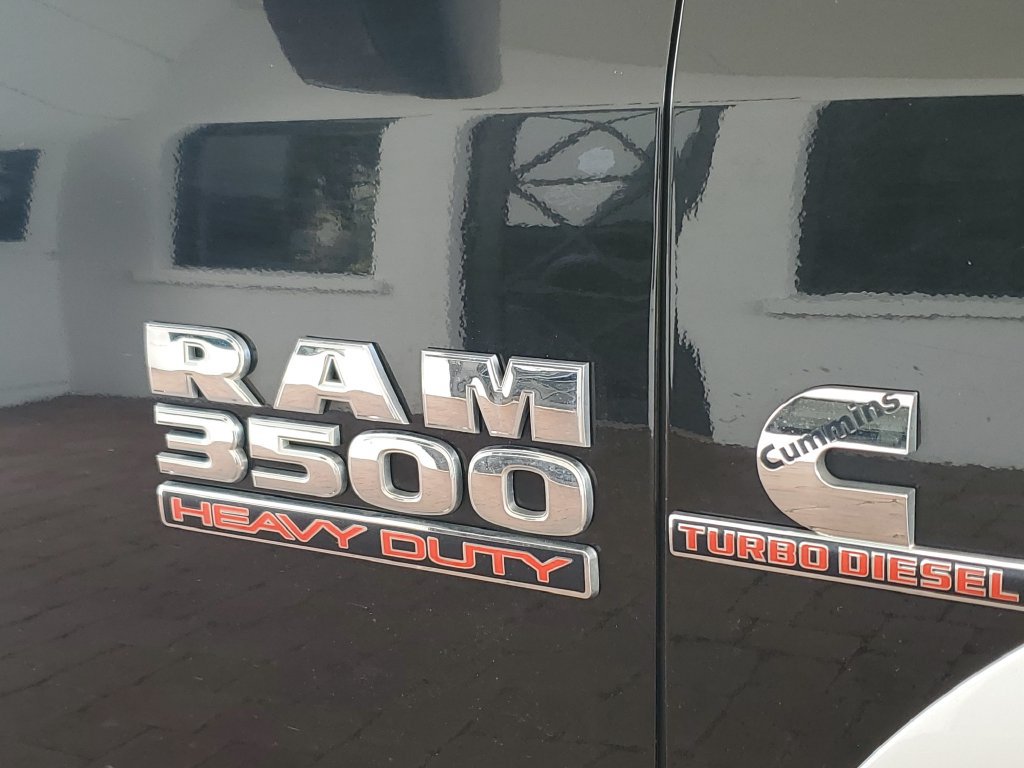 Used 2018 RAM 3500 Laramie AWD/4WD image 9