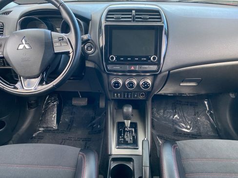 Used 2024 Mitsubishi Outlander Sport AWD image 11