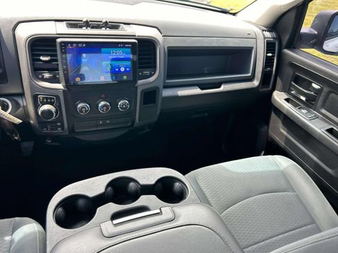 Used 2018 RAM 1500 Express w/ Express Value Package AWD/4WD image 17