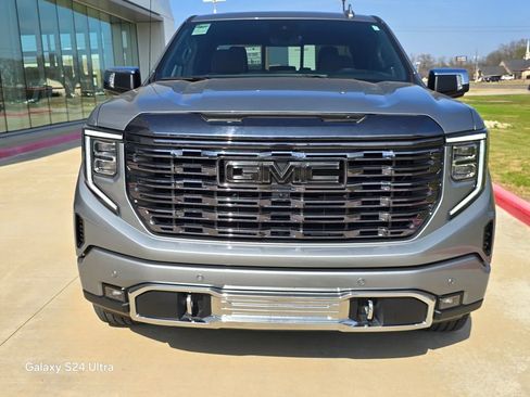 Used 2024 GMC Sierra 1500 Denali Ultimate image 7