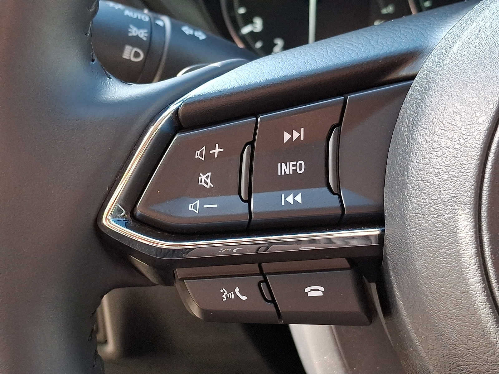Used 2024 MAZDA CX-5 AWD 2.5 S w/ Premium Plus Pkg image 18