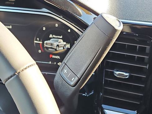 New 2026 GMC Sierra 1500 Elevation image 11