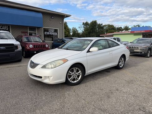Used 2006 Toyota Solara SE Sport FWD image 2