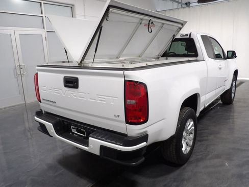 Used 2022 Chevrolet Colorado LT w/ Fleet Safety Package RWD image 9