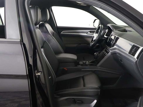 Used 2023 Volkswagen Atlas Cross Sport SEL R-Line AWD/4WD image 28