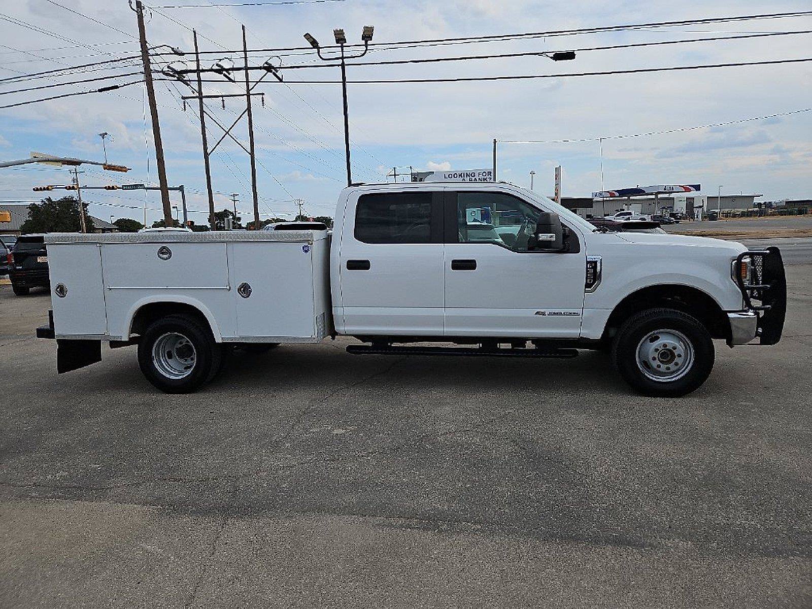 Used 2020 Ford F350 XL w/ Power Equipment Group AWD/4WD image 9