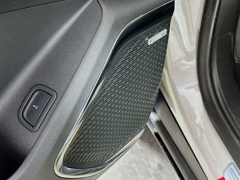 New 2026 Chevrolet Traverse Z71 w/ Enhanced Driving Package image 19