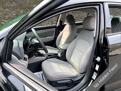 Used 2020 Hyundai Elantra SEL FWD image 20