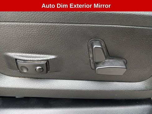 Used 2024 RAM 2500 Laramie image 24