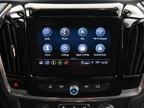 Used 2023 Chevrolet Traverse LT w/ LT Premium Package AWD/4WD image 16