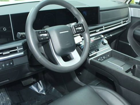 Used 2024 Hyundai Santa Fe Limited image 15