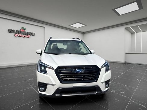 Certified 2023 Subaru Forester Premium AWD/4WD image 3