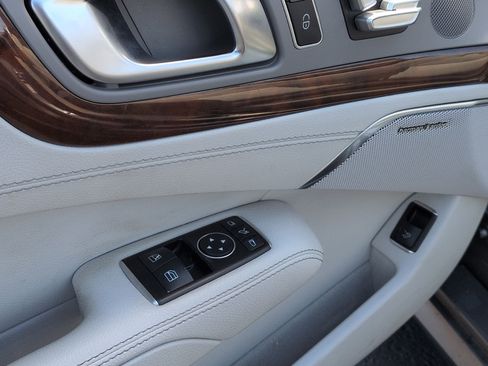 Used 2015 Mercedes-Benz SL 400 image 15