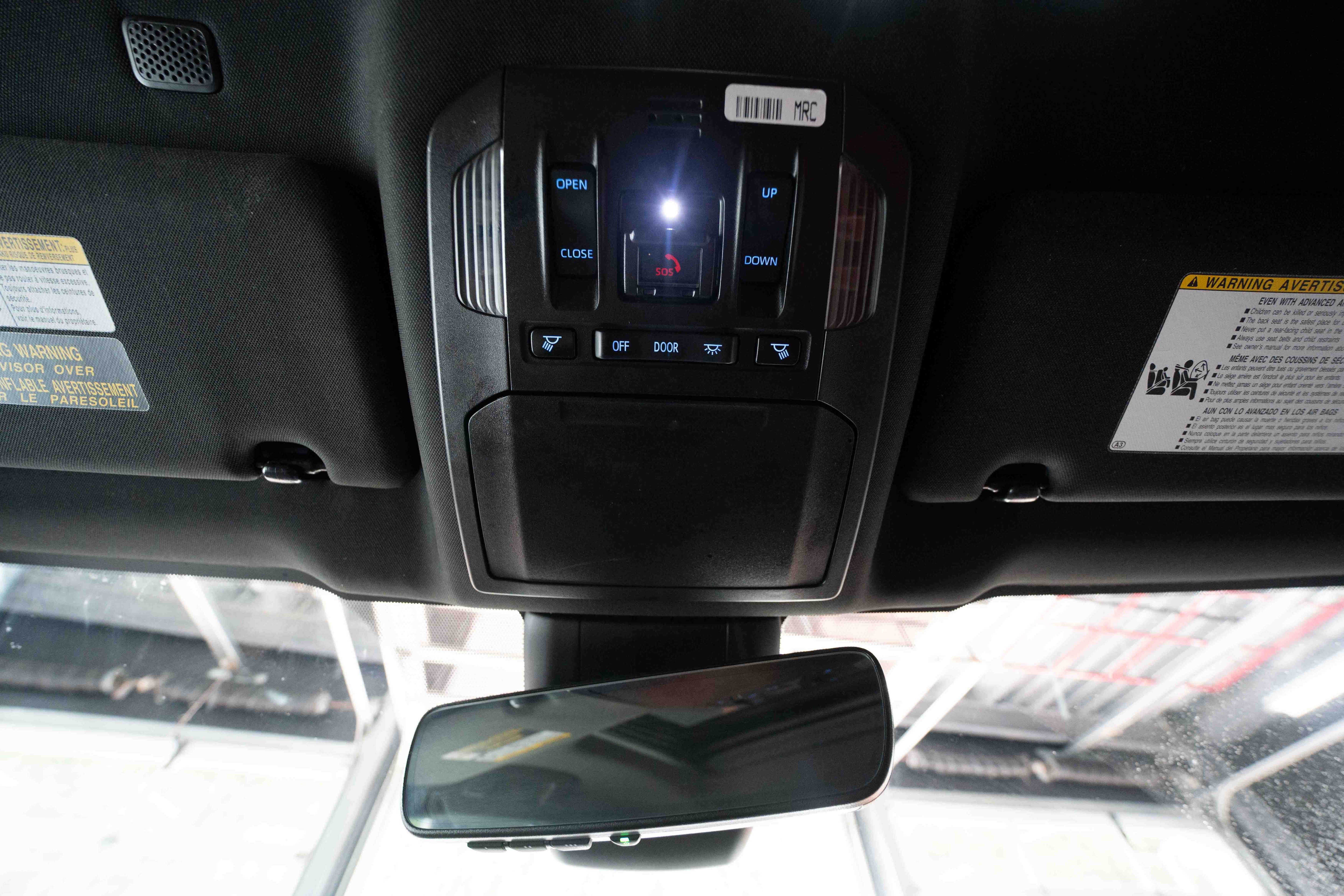 Used 2022 Toyota Highlander XSE AWD/4WD image 18
