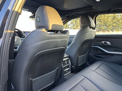 Used 2023 BMW 330i xDrive 330i xDrive w/ Premium Package image 23