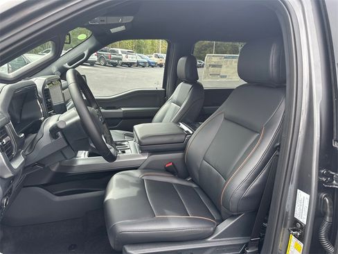 New 2025 Ford F150 Lariat w/ Equipment Group 501A Mid image 17
