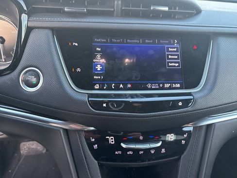 Used 2023 Cadillac XT5 Premium Luxury image 11