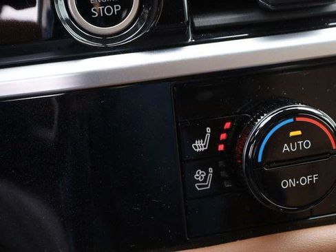 Used 2024 Nissan Pathfinder Platinum w/ Cargo Package image 23