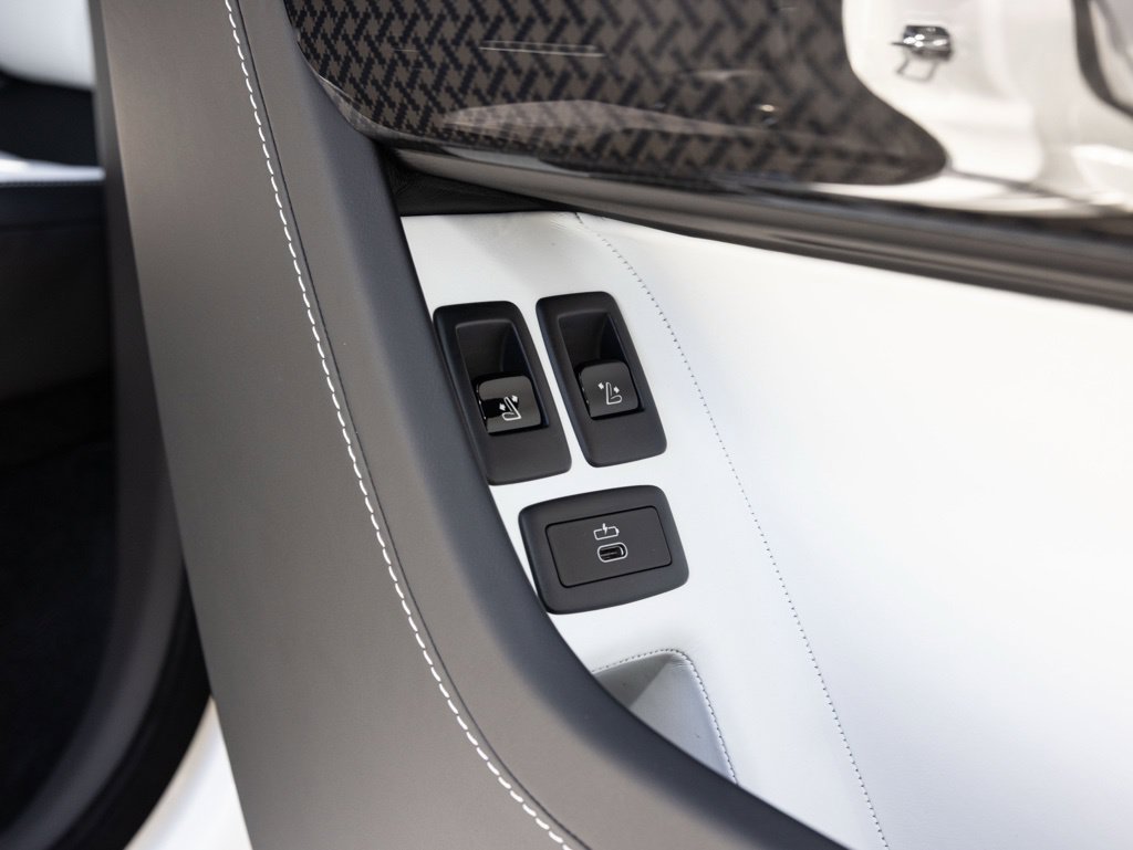 New 2027 Rolls-Royce Cullinan Black Badge AWD/4WD image 54