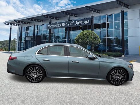 New 2026 Mercedes-Benz E 350 4MATIC Sedan image 3