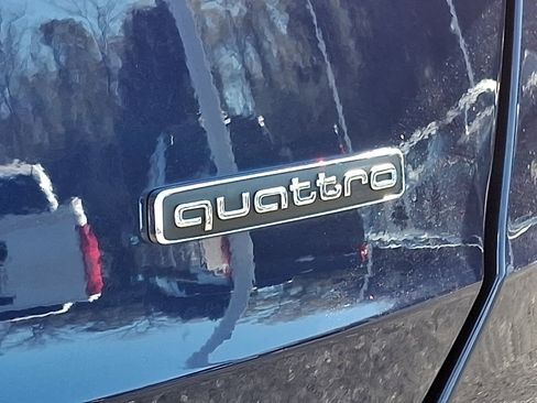 Used 2024 Audi Q3 2.0T Premium Plus w/ Premium Plus Package image 35