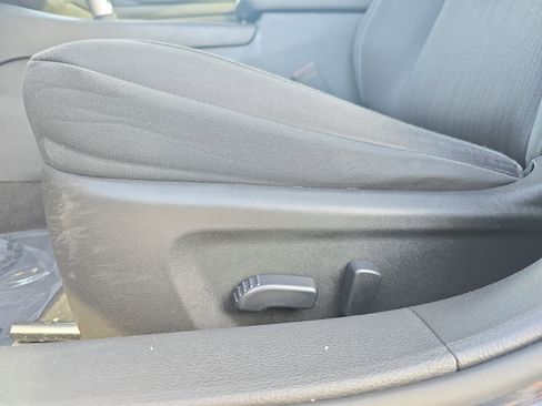 Used 2024 Nissan Altima 2.5 SV image 25