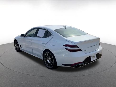 Used 2025 Genesis G70 2.5T image 11