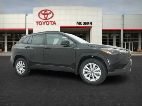 New 2026 Toyota Corolla Cross LE image 27