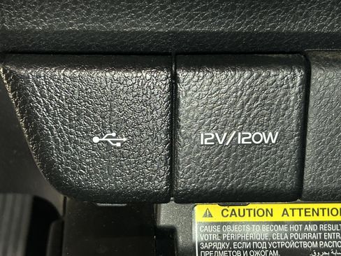 Used 2021 Toyota Camry XSE AWD/4WD image 30