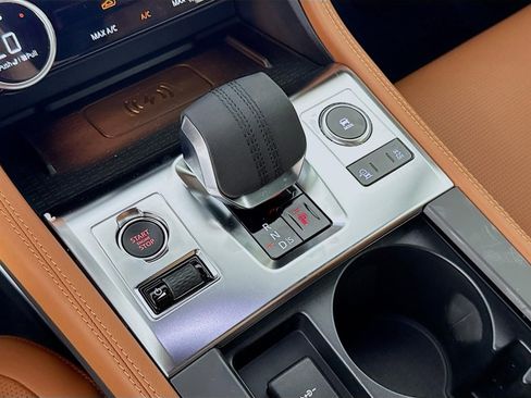 New 2026 Jaguar F-PACE R-Dynamic S AWD/4WD image 19