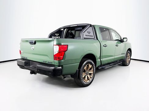 Used 2024 Nissan Titan SV w/ SV Bronze Edition Package image 8