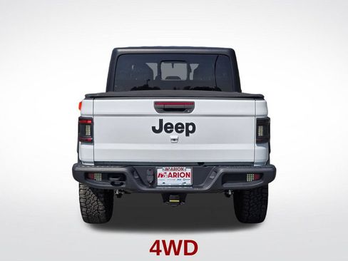 Used 2022 Jeep Gladiator Sport AWD/4WD image 16