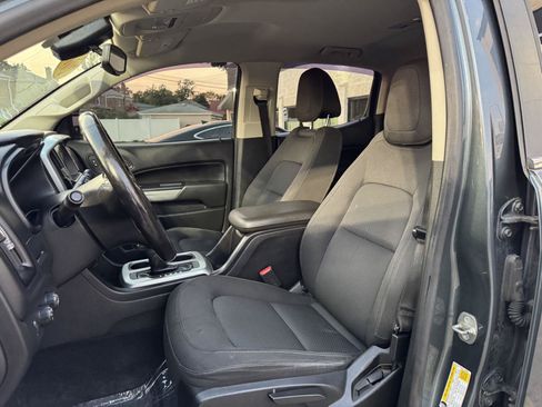 Used 2015 Chevrolet Colorado LT w/ LT Convenience Package AWD/4WD image 20